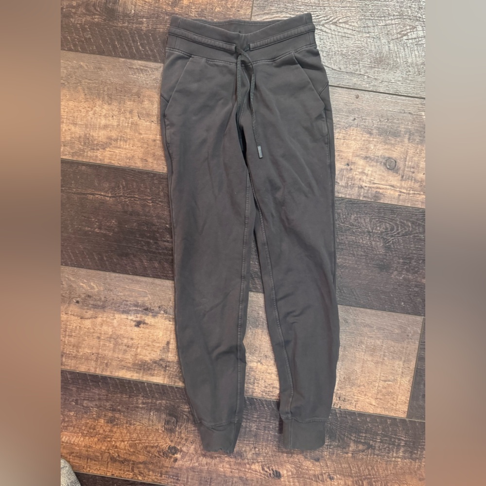 lululemon Joggers Dark Gray Size 2 Drawstring